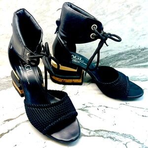 AGL sporty heeled sandal, size 9.5